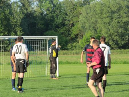 Nogometna tekma NK Teleing - KMN Old Boys MS, maj 2014 9